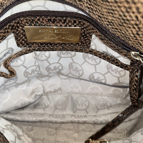 Michael Kors Gold and Brown Satchel with Elegant Hardware - Picture 3 of 9